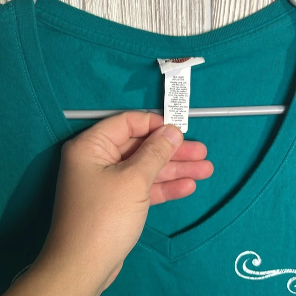 Women’s Harley Davidson V Neck Tee Shirt Size Large - Picture 2 of 4